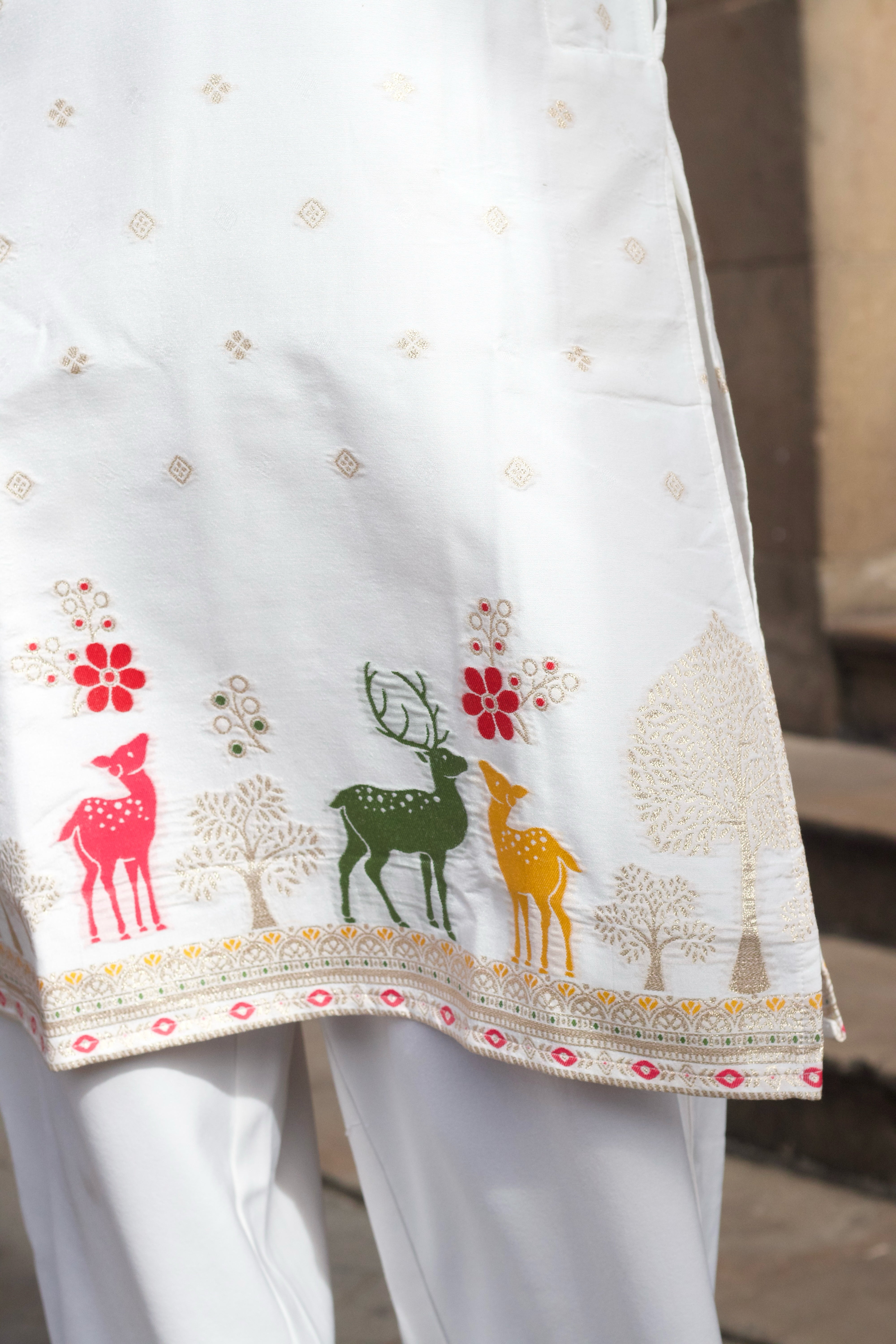 DEER PATTERN WHITE JACQUARD DESIGNER KURTA
