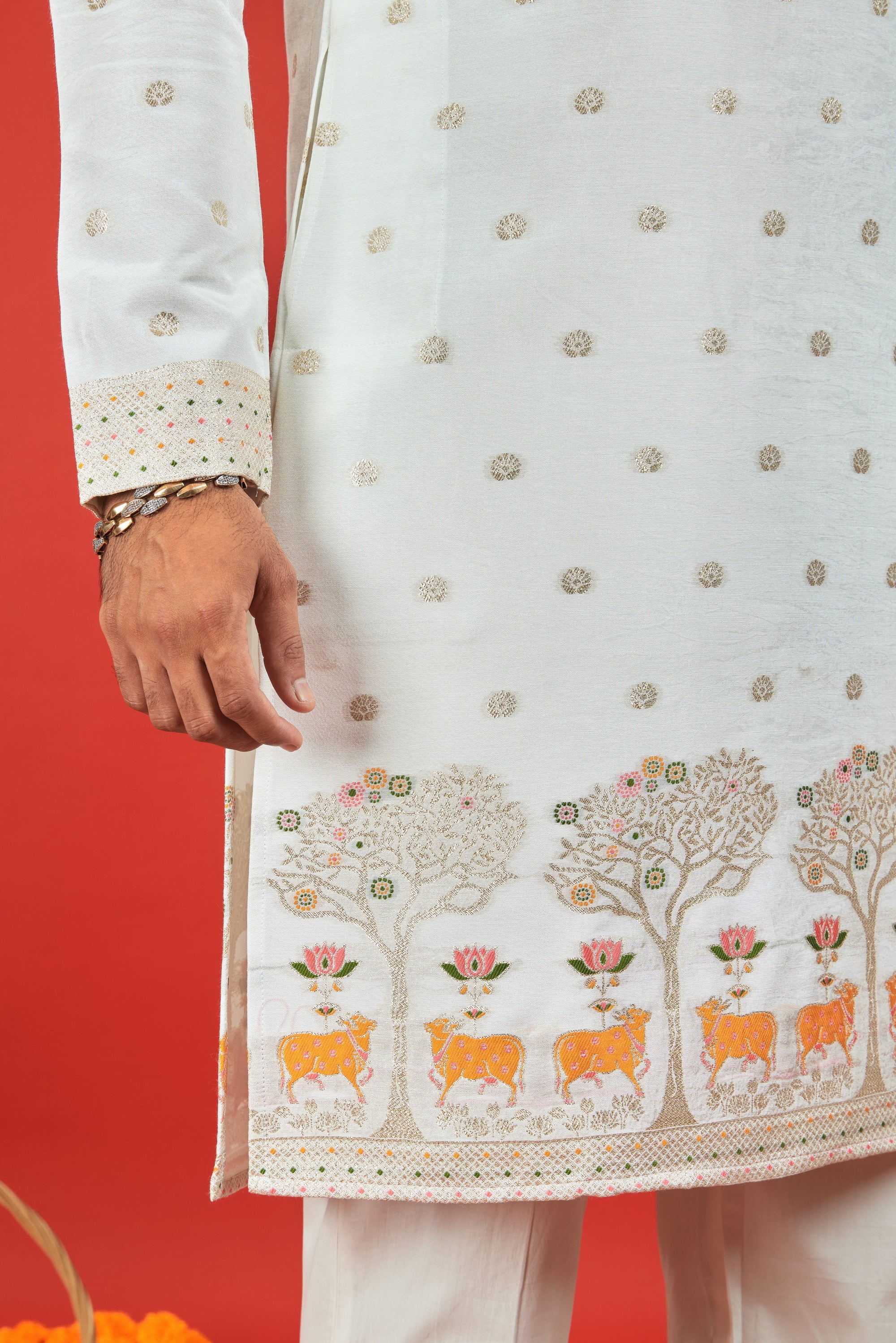 GAURI TRADITIONAL SELECTED JACQUARD DESIGNER KURTA