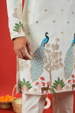 WHITE PEACOCK PATTERN JACQUARD DESIGNER KURTA