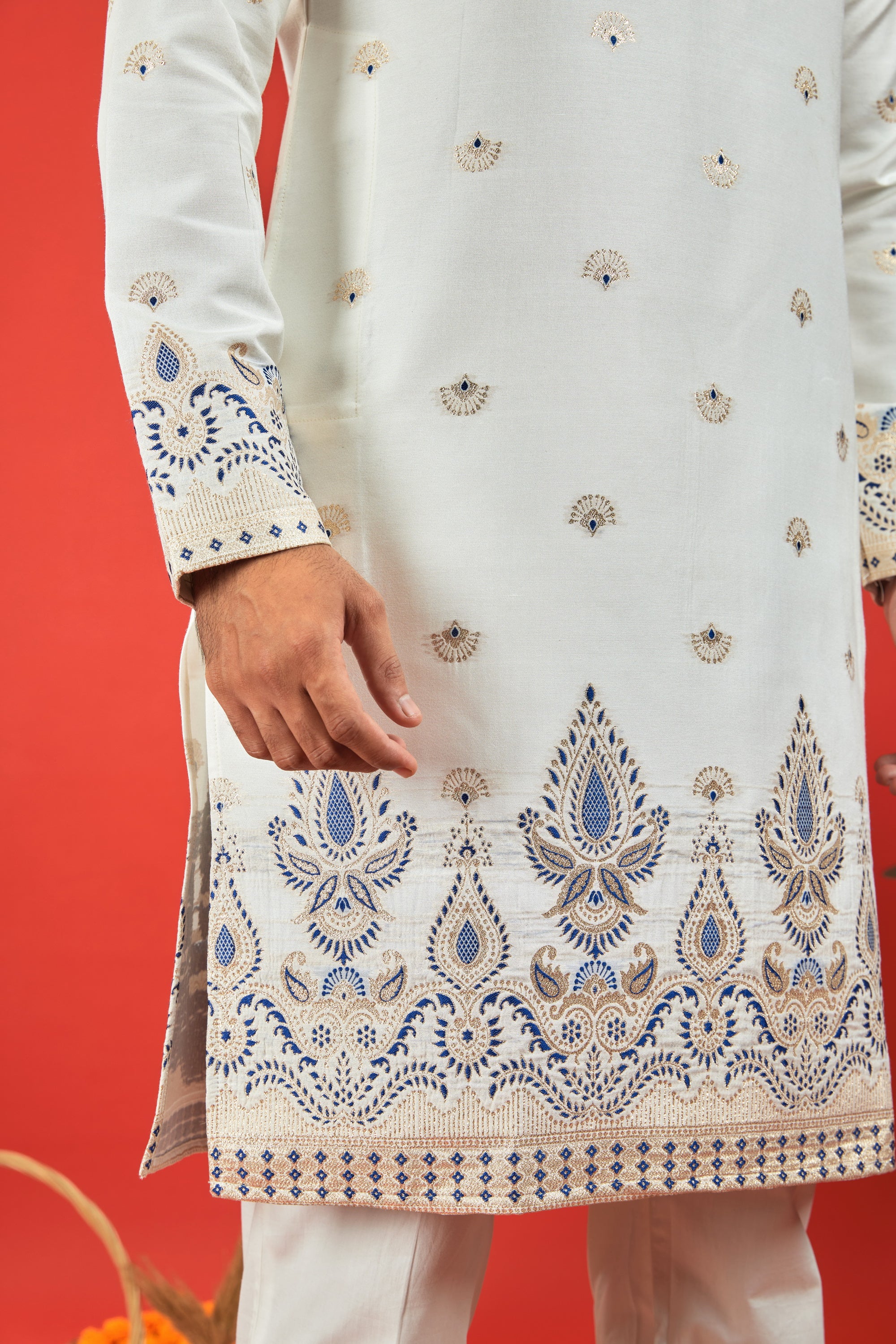 WHITE MAHAL JACQUARD DESIGNER KURTA